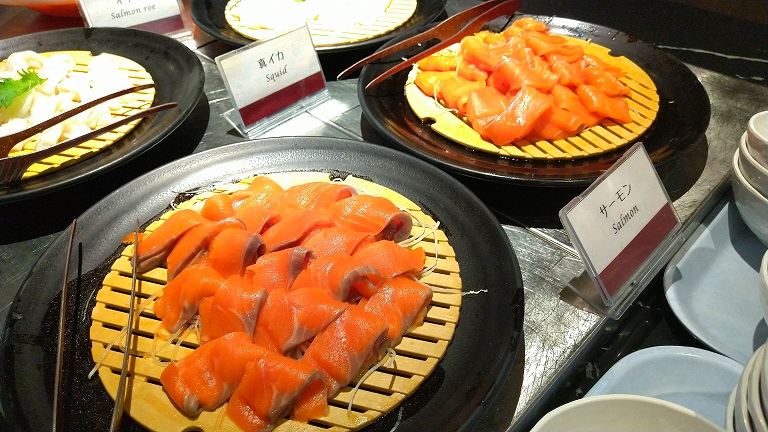 函館国際ホテル　朝食ビュッフェ　海鮮　サーモン