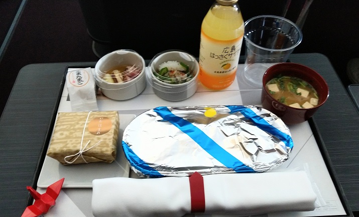 JAL国内線ファーストクラス　機内昼食
