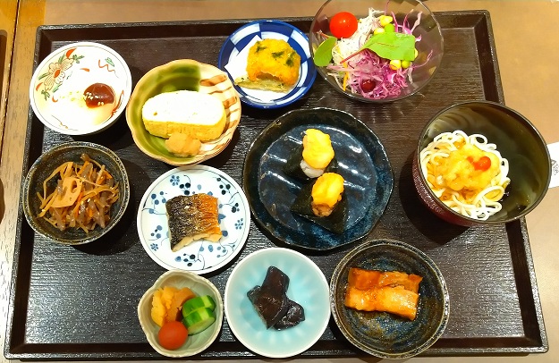 ホテルザセレスティン京都祇園　八坂圓堂　朝食　オーダービュッフェ