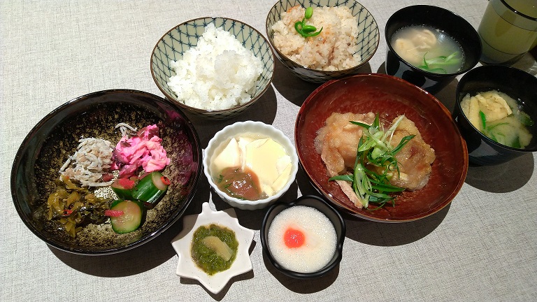 the blossom kyoto morning buffet
ザ　ブラッサム　京都　朝食ビュッフェ　九州料理