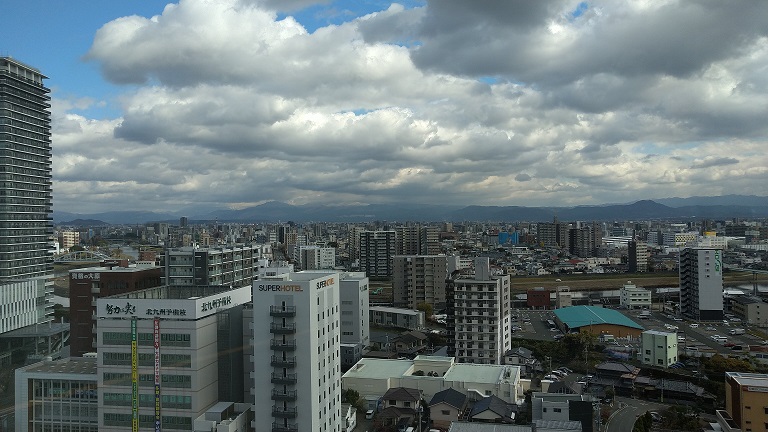 ザ ブラッサム 熊本　デラックスコーナーキング　窓からの景色